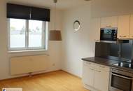 Moderne 2 Zimmer mit wunderschönem überdachten Balkon im Zentrum