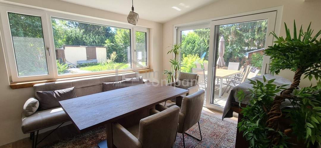 Modernisiertes Einfamilienhaus mit 500 qm Grund und Doppelgarage nahe U6-Station Alterlaa in Liesing