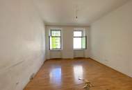 SONNIG und RUHIG! ALTBAU-WOHNUNG zu SANIEREN