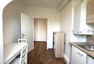 "2-Zimmer Dachgeschosswohnung in ruhiger Lage"