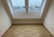 Helle 2-Zimmer-DG-Wohnung im jungen Neubau mit Westterrasse & Klimaanlage – nur 5 Min. Fußweg zur U6 - ab 1.11. / 1.12.26