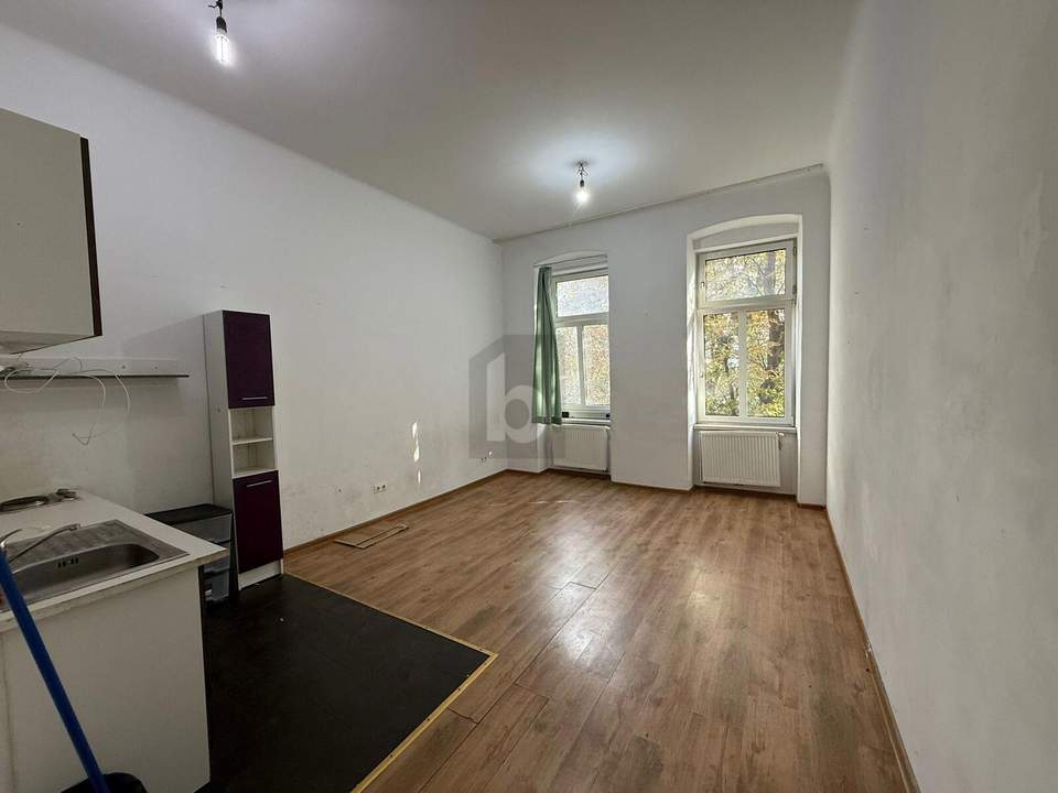 CHARMANTE ALTBAUWOHNUNG IN OTTAKRING
