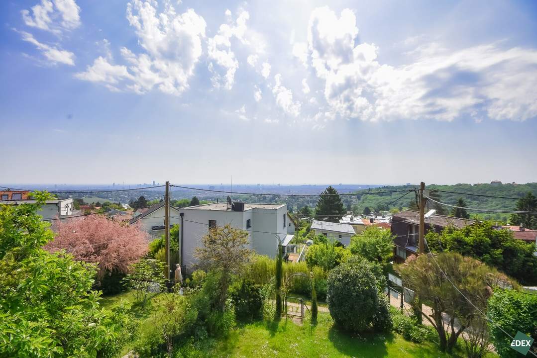 Urlaub im Garten: Grundstück am Heuberg mit herrlichem Blick über Wien