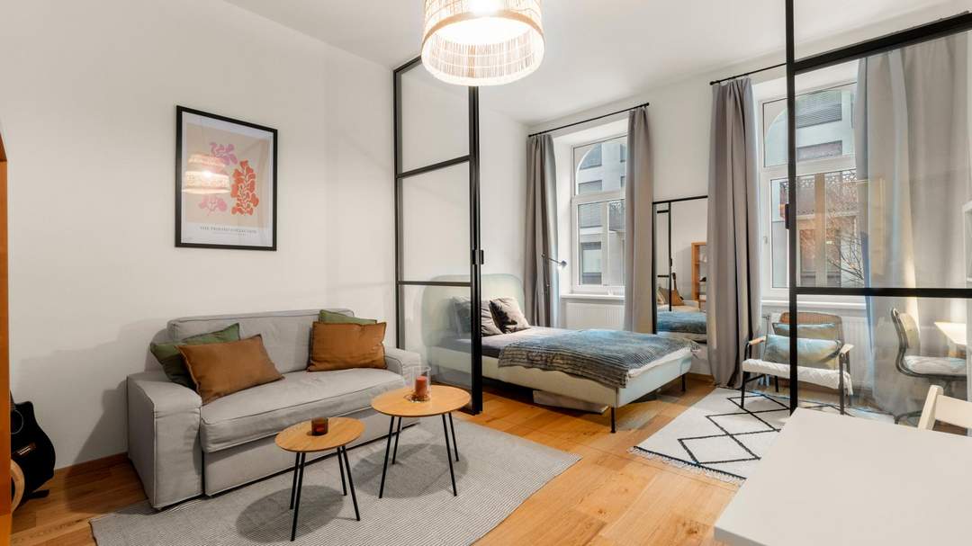 Neujahrs - Deal! Trendige und möblierte Citywohnung in Toplage im 5. Bezirk.