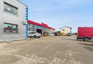 Halle mit großer Freifläche zur vielseitigen Nutzung inkl Wohnhaus mit 3 Wohnungen