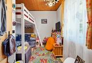 Gepflegtes Einfamilienhaus mit Pool in ruhiger Grünlage