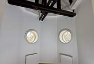 Adventsaktion: PROVISIONSFREI! Dachgeschoss-Turm-Wohnung mit 5 Meter Raumhöhe I umfassen saniert I