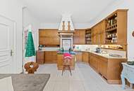 Elegante Einfamilienvilla mit Wellnessbereich & Pool in bester Lage von Mauer