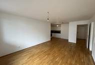 Moderne Neubauwohnung mit großzügigem Balkon