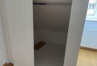 3 Zimmer mit Balkon inklusive Tiefgaragen-Stellplatz, Hoflage!