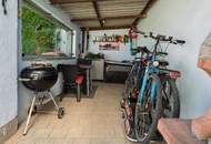 Kapitalanlage mit Potential – 2 Häuser auf Eckgrundstück mit rund 938 m² Grundstücksfläche!