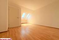 1. MONAT MIETZINSFREI!! | Gemütliche 2-Zimmerwohnung im Dachgeschoss