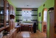 Vierkanter mit großem Innenhof und vielseitigen Nutzungsmöglichkeiten in Buttendorf