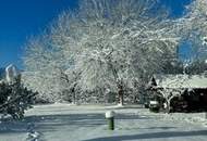Prachtvolle Villa mit Pool und Garten mit Blick auf den Wörthersee und die mächtigen Karawanken
