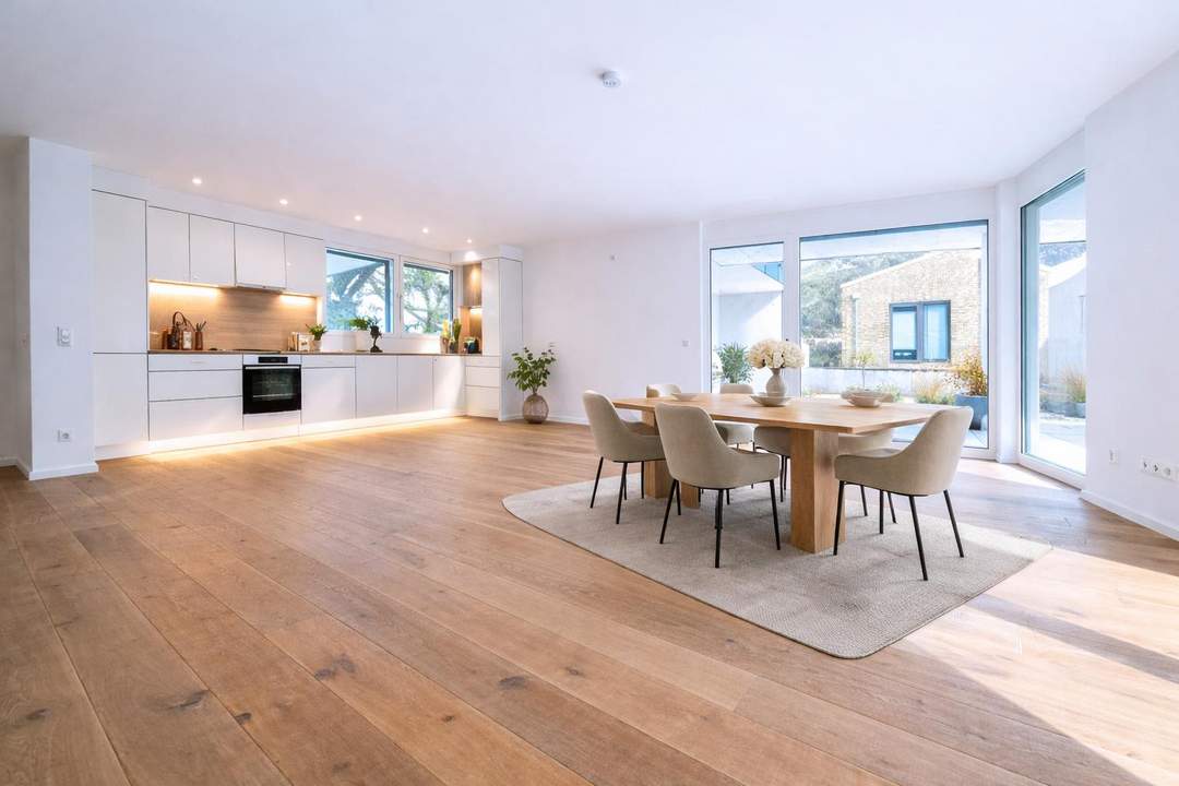 15 Minuten von Innsbruck: Prächtige 3-Zimmer-Neubauwohnung mit 90 m² großem Garten und Terrasse