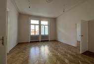 Großzügige, neu renovierte Büro-Wohnung in repräsentativem Stilaltbau Nähe Staatsoper!