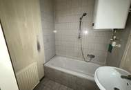 unbefristet | große 2 Zimmer-Wohnung
