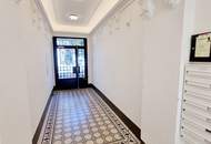 Altbauflair neu entdeckt: Liebevoll sanierte 2-Zimmer-Wohnung mit moderner Ausstattung + Beste Infrastruktur + Traumhaftes Altbauhaus + Mitten im Geschehen! Jetzt zugreifen!
