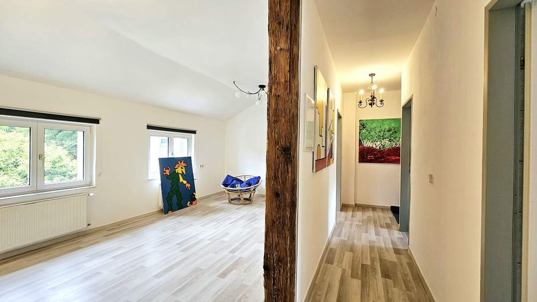 Charmante Maisonette-Wohnung mit 4 Schlafzimmern – ideal für Familien oder Studenten-WG - FH Nähe