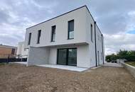 Moderne Doppelhaushälfte in Parndorf: Erstbezug mit Garten und Terrasse!