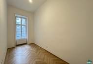 Beautiful 5-room apartment with two balconies in typical Viennese style