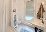 Exklusives Dachgeschossjuwel mit Balkon, Terrasse und Garagenplatz nahe Schubertpark