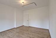 Trendig-sanierte 2,5-Zimmer-Wohnung mit Balkon in zentraler Lage