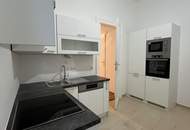 Klassische, sanierte 3 1/2 Zimmer Altbauwohnung Nähe Rochusmarkt!
