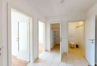 Moderne Dachgeschosswohnung, klimatisiert und gut geschnitten