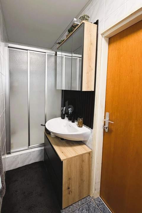 BUNGALOW MIT GROSSEM GARTEN UND POOL - RUHELAGE