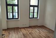 HERRLICHE 3-ZIMMER-ALTBAUWOHNUNG IN INNENHOFLAGE *ERSTBEZUG*