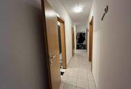 Neuwertige Eigentumswohnung im Dachgeschoss – 4 Zimmer mit Balkon & Tiefgarage in Waidhofen/Zell