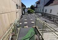 Großzügige Altbauwohnung mit 86 m² Terrasse am Hauptplatz von Tulln – Wohnen und Arbeiten