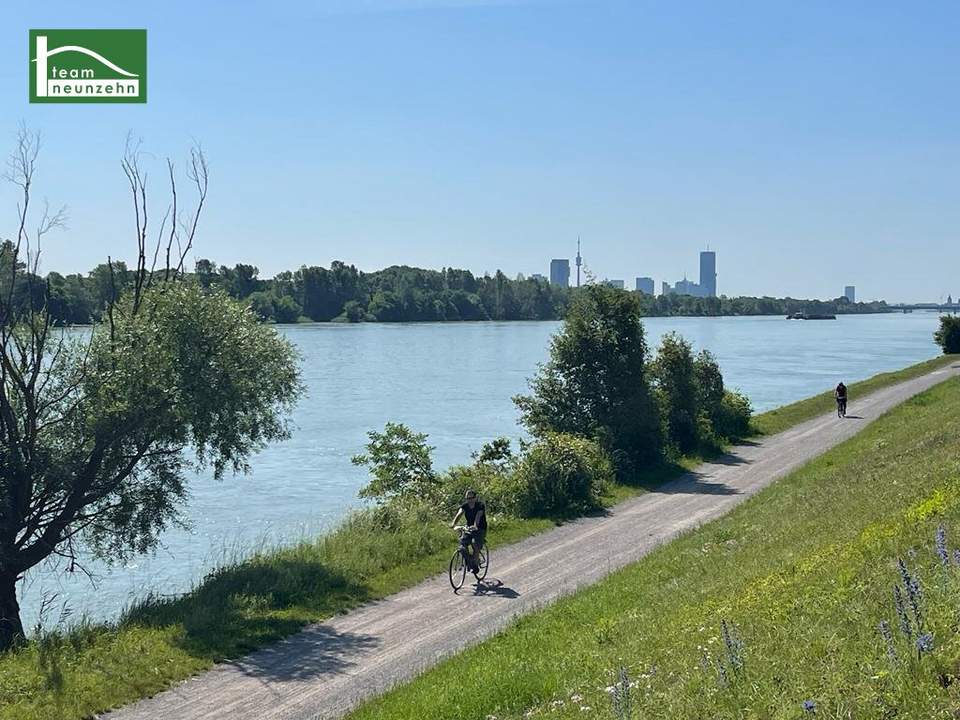 Altbau-Charme im „Freihof“ in begehrter Lage inkl. Küche - stilvolle Sanierung (auf Baurecht)