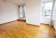 ROLLINGERGASSE, DACHGESCHOSS, 106 m2 Maisonette mit 30 m2 Terrasse, Wohnküche, 2 Zimmer, Wannenbad, Parketten, WG-geeignet