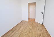 WASAGASSE, FERNBLICK, sonniges 92 m2 Dachgeschoß mit 6 m2 Balkon, 3 Zimmer, Wohnküche, 2 Bäder, Parketten, Hofruhelage