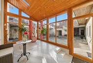 IMPOSANTER LANDSITZ FÜR HOHE ANSPRÜCHE! GROßZÜGIGE WOHN-UND NUTZFLÄCHEN SOWIE ÜBER 5000 m2 LAND