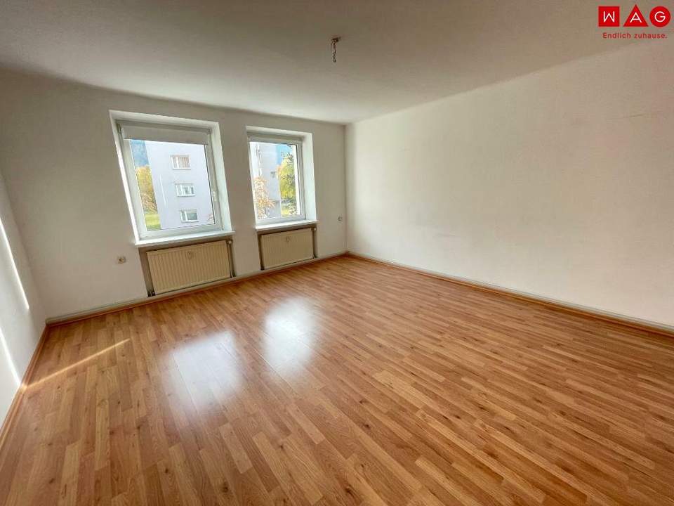 Günstige 80m² Familienwohnung - zentrale Lage