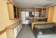 Renovierungsbedürftiges Einfamilienhaus im Zentrum von Knittelfeld mit Carports und Doppelgarage