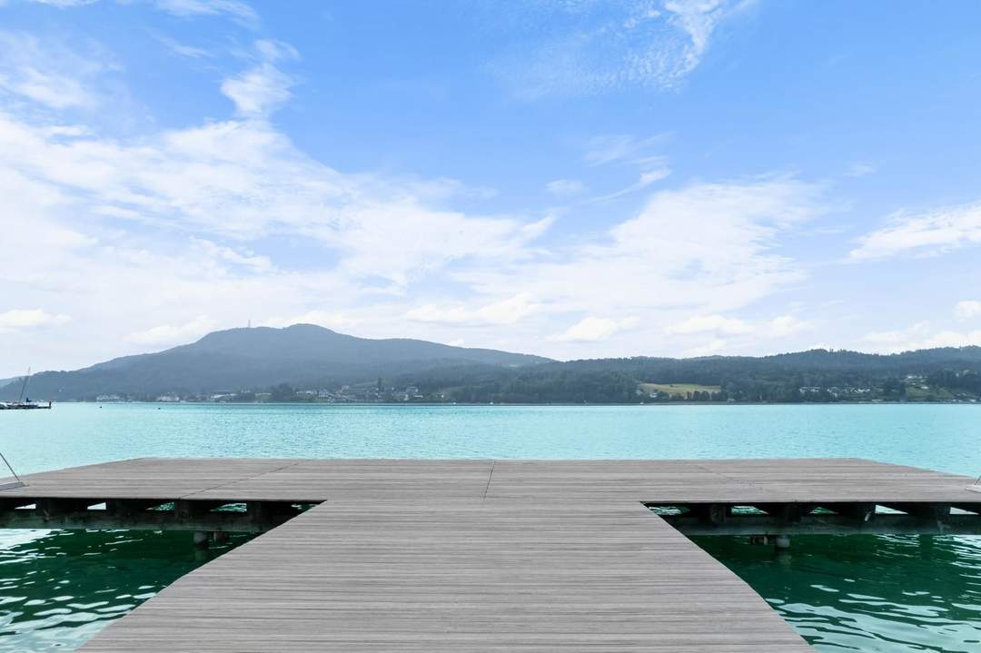 ERSTBEZUG nach Generalsanierung/Umbau: Wohnen mit Wörthersee-Blick nur 3 Gehminuten zum See