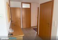 Doppelhaushälfte (Bild linke Seite) mit Garten zu vermieten