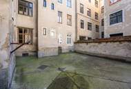 ++NEU++ Sanierungspotenzial: sanierungsbedürftige 2 Zimmer Altbauwohnung