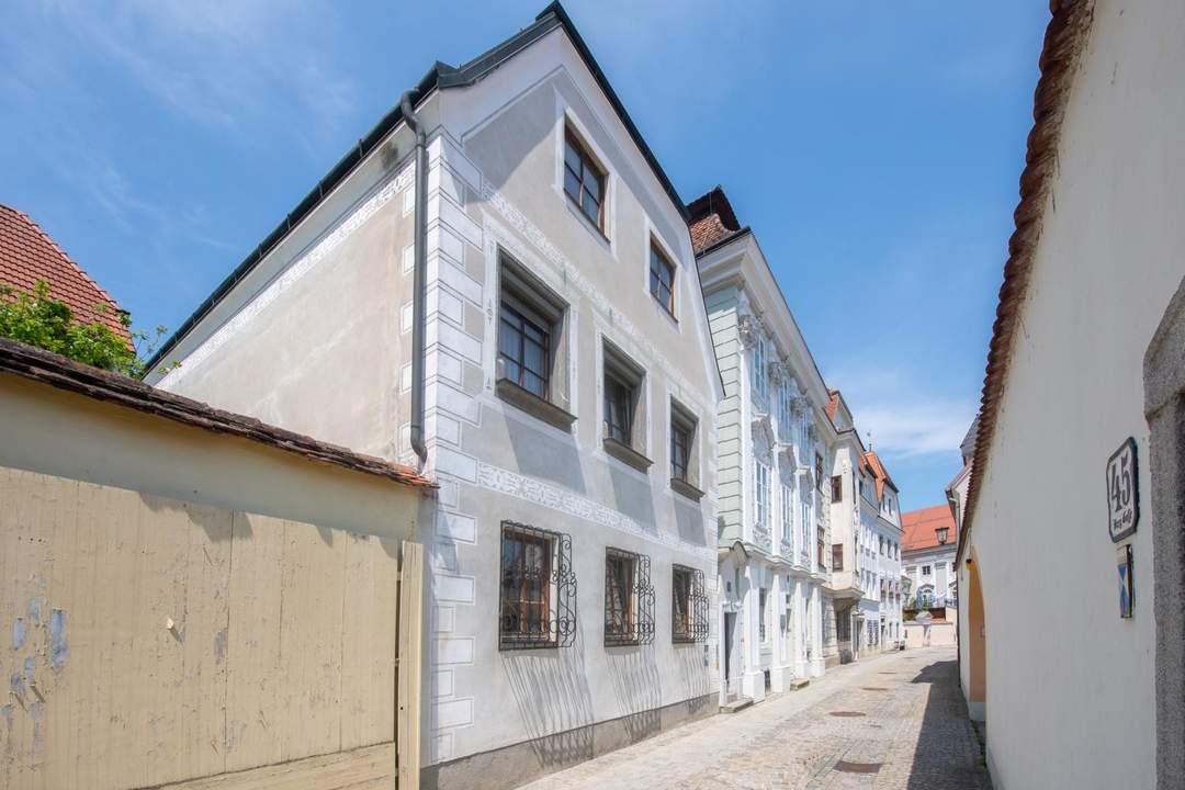 Traumhaftes Altstadtwohnhaus in Toplage mit Terrasse und Doppelgarage