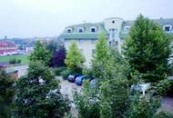 12249 Top- Wohnung mit Tiefgarage