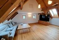 exquisite 175 m²-Wohnung im restaurierten Wohnhaus - individuelles Wohnen im Zentrum von Neuzeug