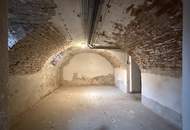 *** Top kernsaniertes 439m² Zinshaus mit Nebengebäude in Kindberg – 4 Einheiten incl. Carports, voll vermietet, starke Renditechance! ***