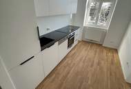 Erstbezug! Helle 2-Zimmer Wohnung mit Parkett und neuer Einbauküche