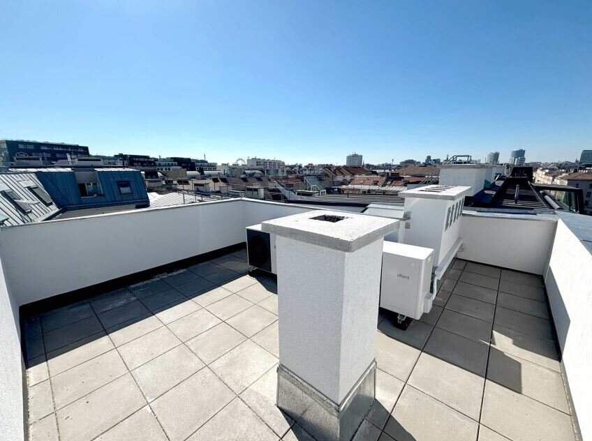 4-Zimmerwohnung mit Dachterrasse!