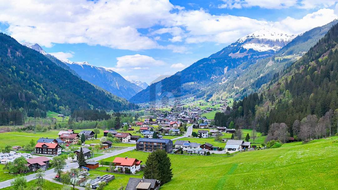 TRAUMHAFT IN RUHEGEBIET MIT AUSSICHT