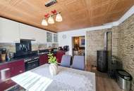 Einfamilienhaus mit Garten, Garage und Balkon